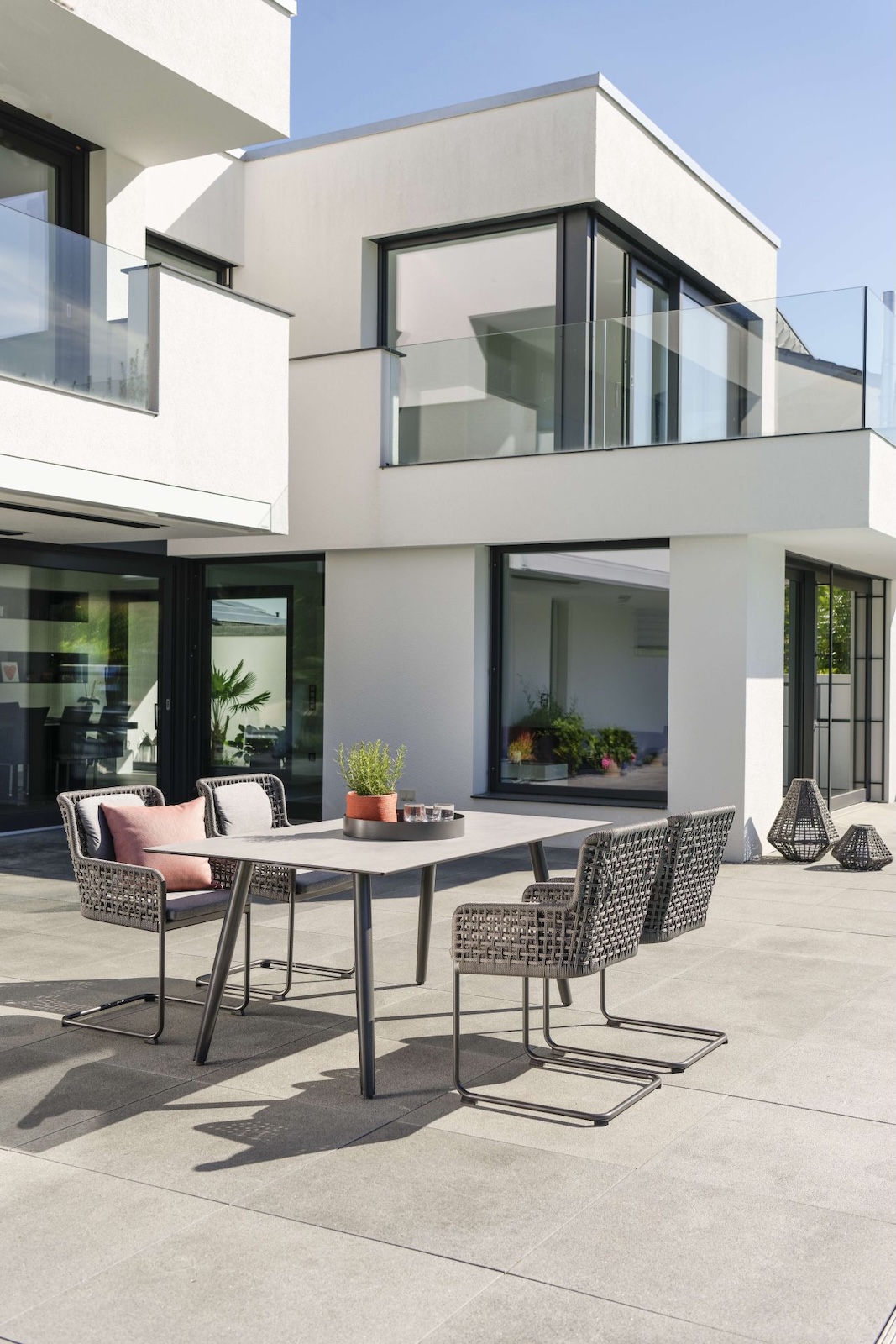 Stern Freischwingersessel Greta Aluminium anthrazit/platin/seidengrau Gartensessel Freischwinger