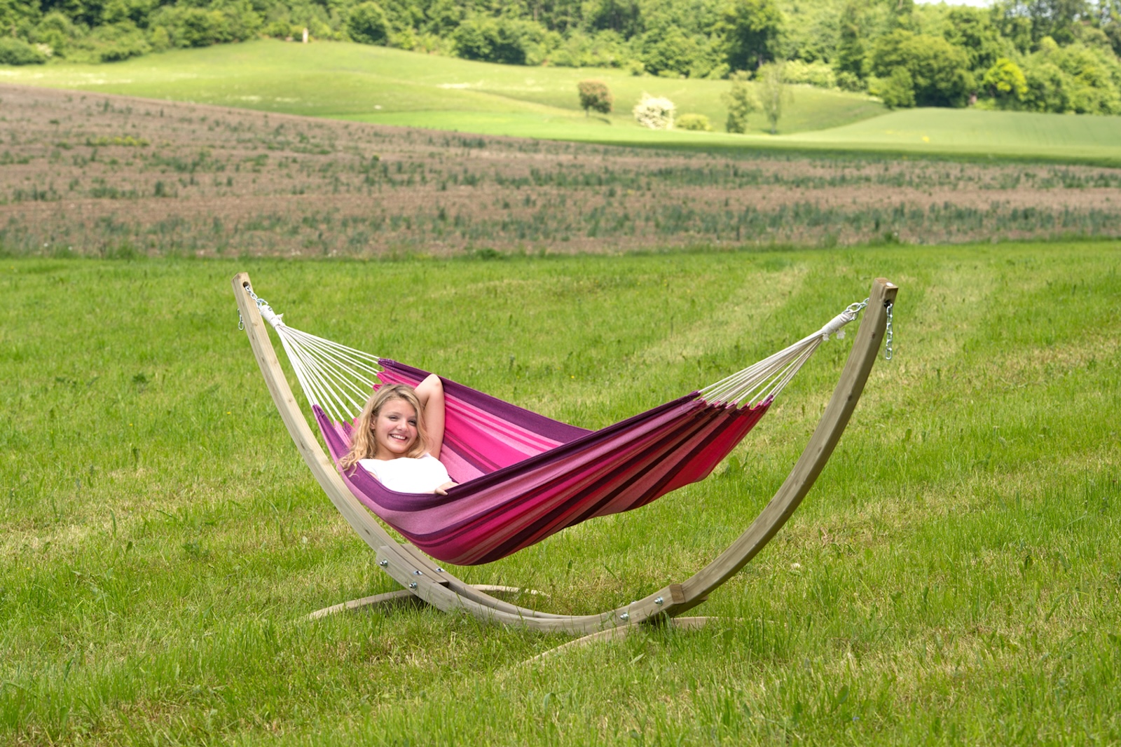 AMAZONAS Tahiti candy Hängematte wetterfest UV-beständig 200cmx100 cm lila/rosa