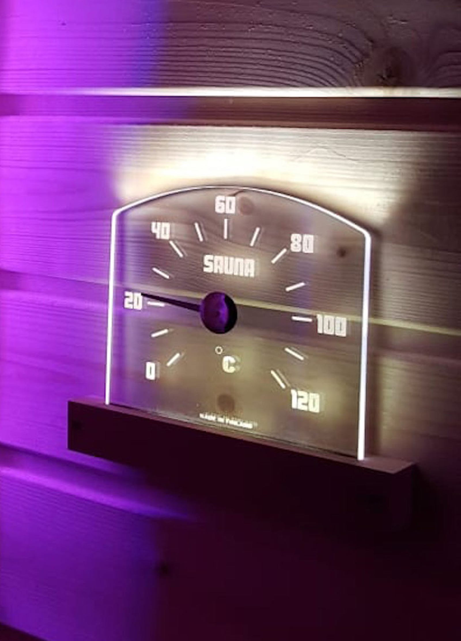 Nikkarien Sauna LED Sauna Thermometer bis 120 °C 29x18,5x2 cm Polycarbonat 46300