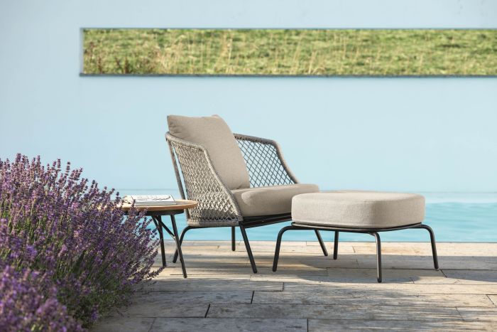 Stern Lounge-Hocker Odea Aluminium schwarz matt Kissen Outdoorstoff cream ca. 58x58x37 cm